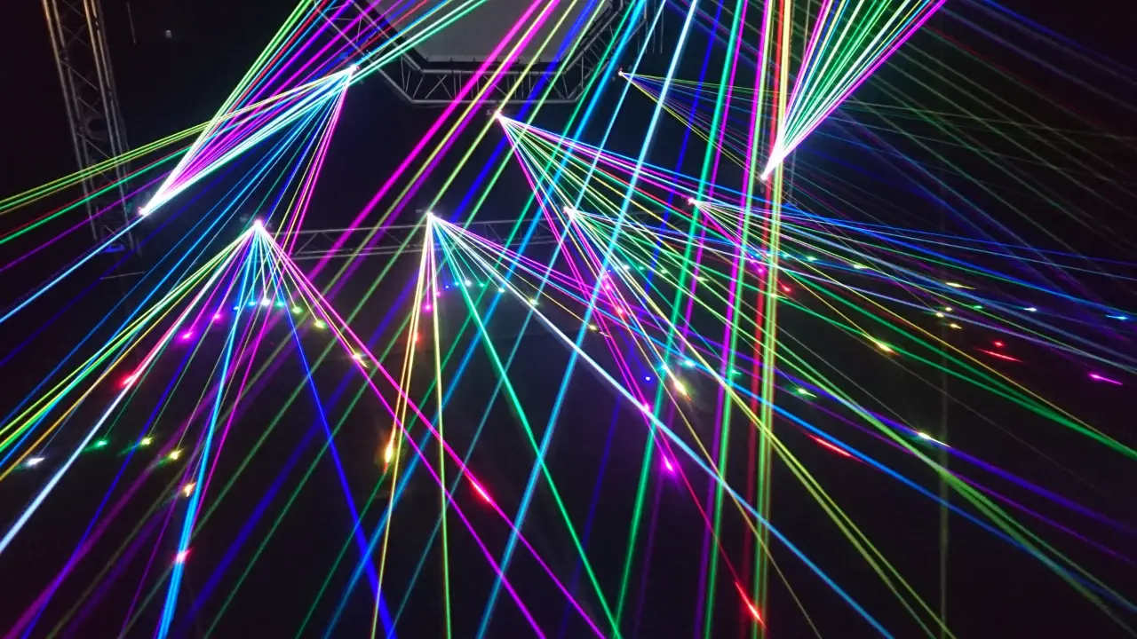 Laserlicht auf einer Bühne