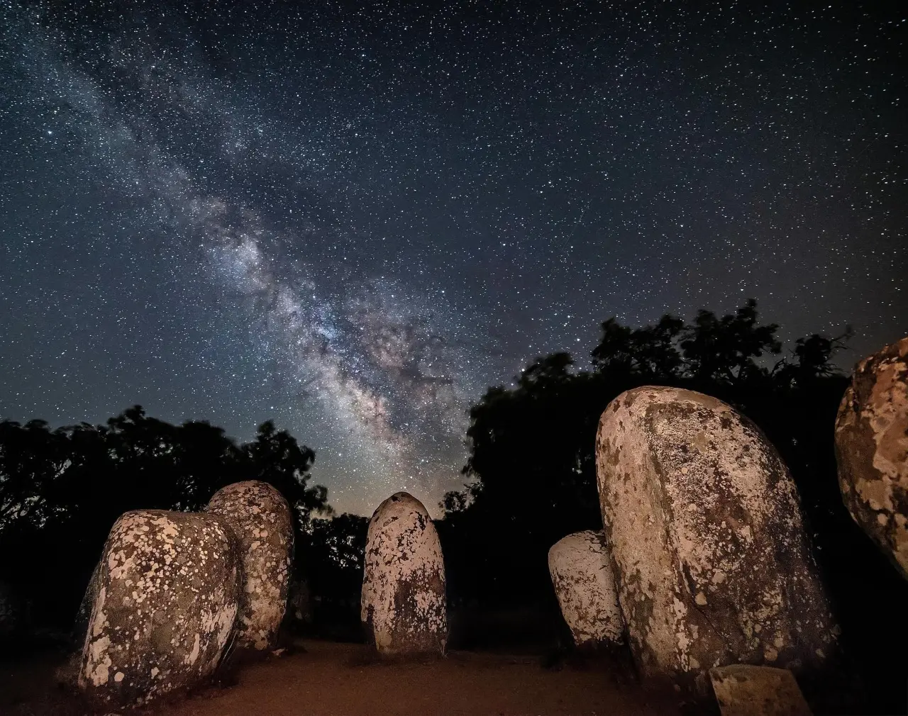 Cromlech dos Almendres · Portugal